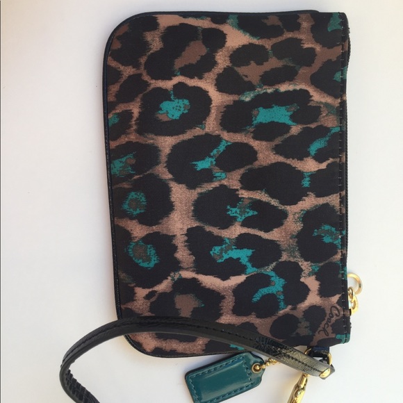 Coach Wristlet - Picture 3 of 3